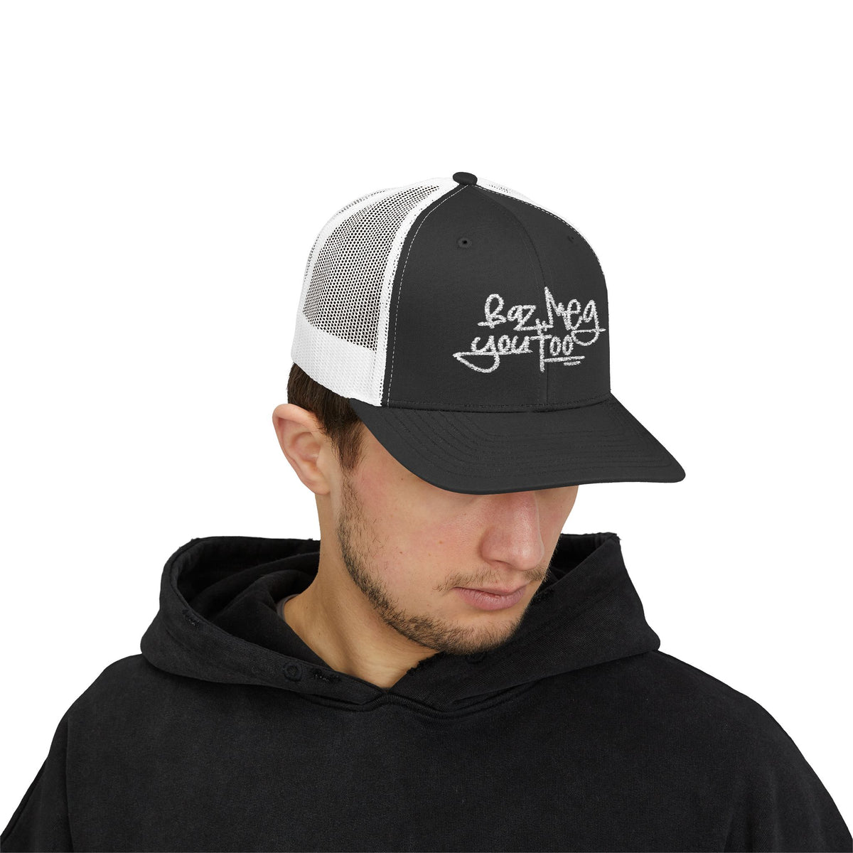 😏 Bold humor meets street style. Snapback Trucker Cap whit Unique funny and at the same time sarcastic logo, mixing the Hungarian and English languages